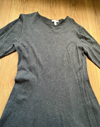 Vestido H&M Gris Manga Francesa Falda Evasé