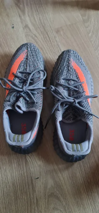 Zapatillas Adidas Grises y Naranja