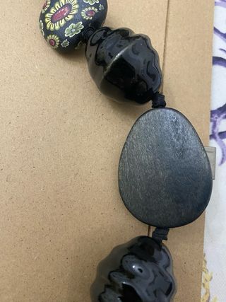 Collana pietre con  allacciatura in raso