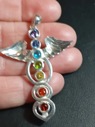 Colgante Plata Ley Alas Chakras