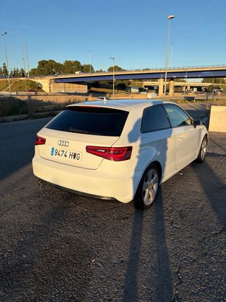 Audi A3 2014 automatico 2.0 150cv