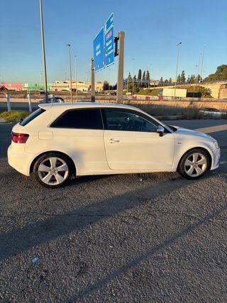 Audi A3 2014 automatico 2.0 150cv