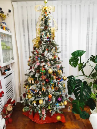 ARBOL NAVIDAD efecto nevado 210 x 90 cm como NUEVO