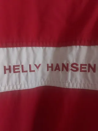 Chaqueta Helly Hansen Rojo Burdeos  y Crema Beige
