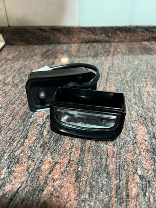 Piloto matrícula Seat