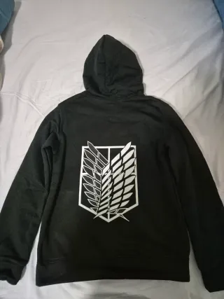 Felpa anime attack on titan