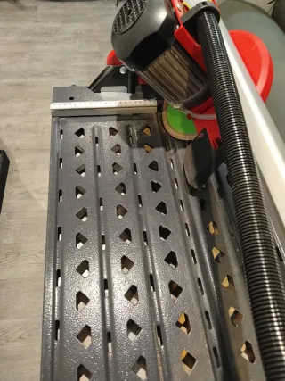 Cortadora de azulejos de agua RUBI DU-200 EVO