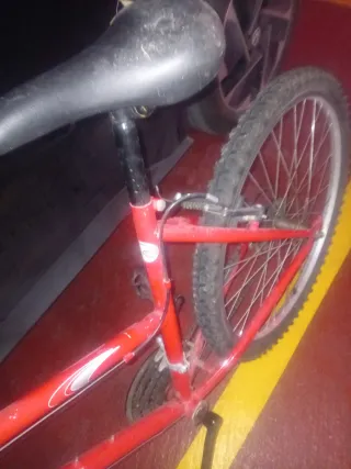 Bicicleta Montaña Mujer Roja