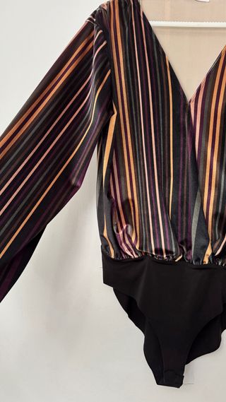 Body Pull&Bear rayas terciopelo