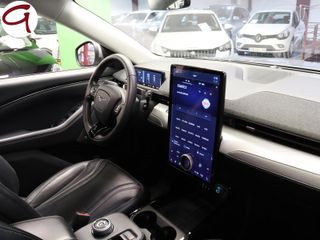 Ford Mustang Mach-E Batería 98.8Kwh 216 kW (294 CV)