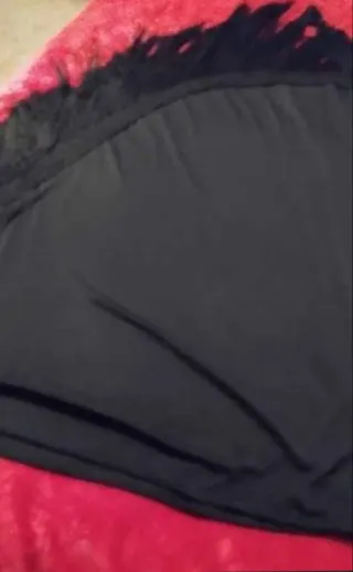 Manton Flamenco Negro y Rojo