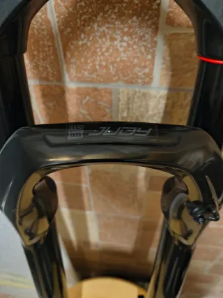 Forcella RockShox Judy Gold 29' 100mm