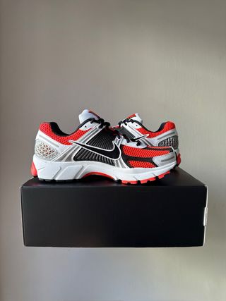 Nike Zoom Vomero 5 Bright Crimson