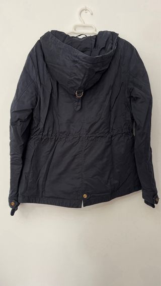 Parka Zara azul Talla M con capucha