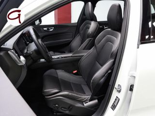 Volvo XC60 T6 Recharge R-Design AWD Auto 250 kW (340 CV)