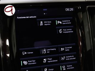 Volvo XC60 T6 Recharge R-Design AWD Auto 250 kW (340 CV)