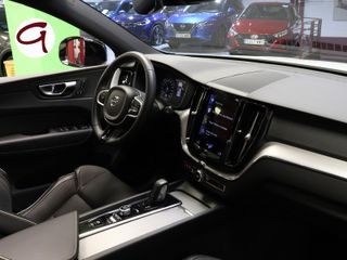 Volvo XC60 T6 Recharge R-Design AWD Auto 250 kW (340 CV)