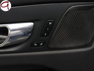 Volvo XC60 T6 Recharge R-Design AWD Auto 250 kW (340 CV)