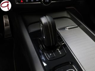 Volvo XC60 T6 Recharge R-Design AWD Auto 250 kW (340 CV)