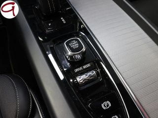 Volvo XC60 T6 Recharge R-Design AWD Auto 250 kW (340 CV)