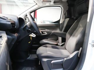Toyota Proace City EV GX L2 50kWh 100 kW (136 CV)