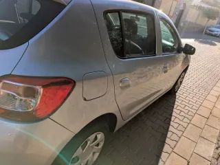 DACIA SANDERO Laureate 75CV 2012 Gasolina