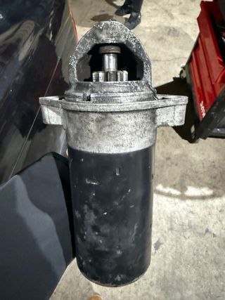 Motor de arranque BMW E39 25d