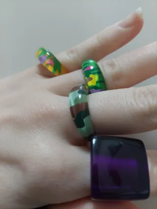 5 Anillos Plástico + Regalo Collar