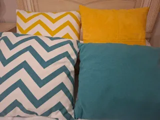 2 Cojines Decorativos Teal y Blanco