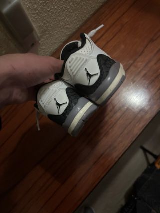 Jordan 3 retro cemet grey para bebe niño pequeño
