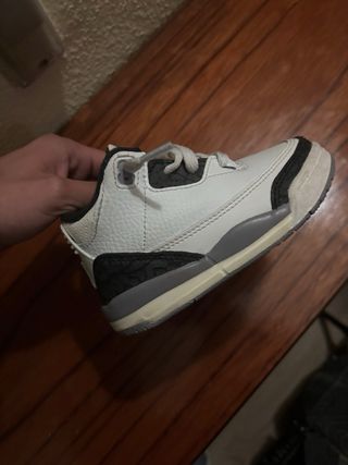 Jordan 3 retro cemet grey para bebe niño pequeño