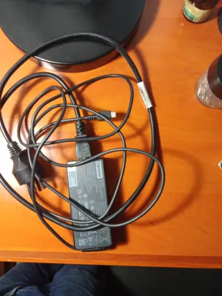 Cargador Lenovo 65W USB-C