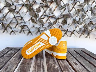 Louis Vuitton Trainer Amarilla 43