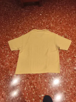 Polo oversize ZARA amarillo bebé
