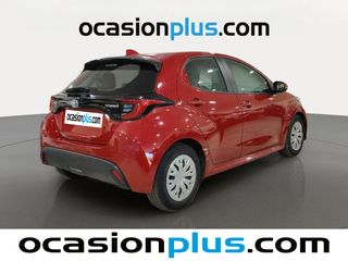 Toyota Yaris 120H Business Plus 85 kW (116 CV)