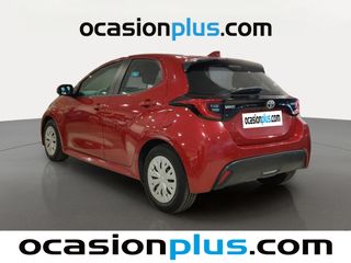 Toyota Yaris 120H Business Plus 85 kW (116 CV)