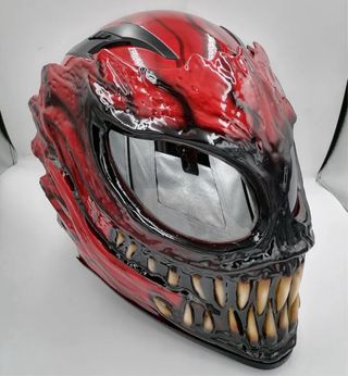 Casco estilo Carnage