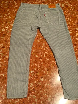 Pantalones Levi's de pana Azul celeste Talla M