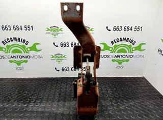 Pedal del embrague nissan cabstar ->09.06 98648