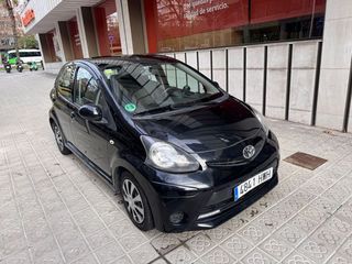 Toyota Aygo 1.0 70 x-play