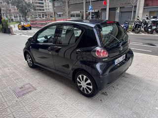 Toyota Aygo 1.0 70 x-play