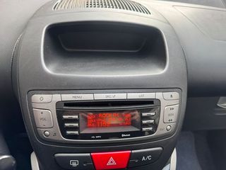 Toyota Aygo 1.0 70 x-play