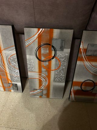 Tríptico de cuadros modernos