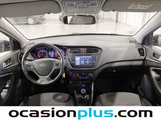 Hyundai i20 1.2 MPI Essence 62 kW (84 CV)