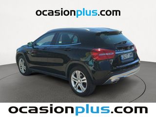 Mercedes-Benz GLA 200 d Urban 100 kW (136 CV)
