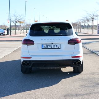 Porsche Cayenne 3.6 V6 420 CV Automatico 90.000km