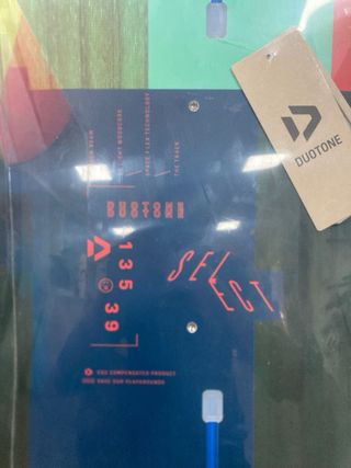 Tabla Kitesurf Duotone DTK-Twintip Select 135