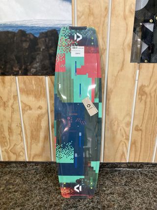 Tabla Kitesurf Duotone DTK-Twintip Select 135