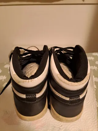 Nike Air Jordan 1 High - Taglia 40