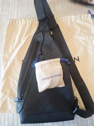 Riñonera Louis Vuitton Negra